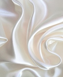 Hvid og glat silke