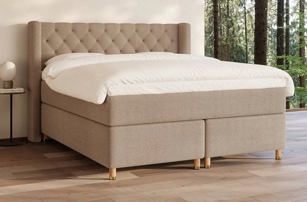 Eira Kontinentalseng i boucle latte