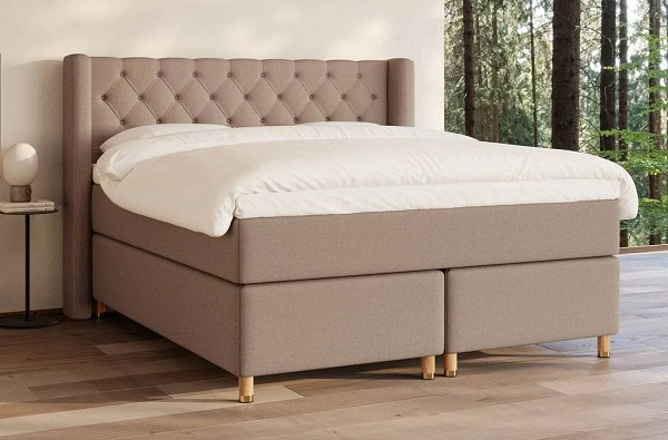 Eira Kontinentalseng i brun